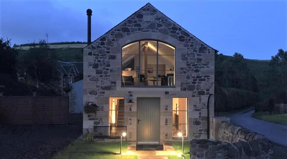 Woodmill Arches - Designer Barn Conversion For Two Apartment Lindores Bagian luar foto